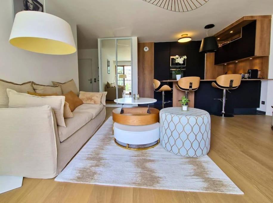 Sublime Appartement 4 Etoiles Neuf T3 Aputeaux 61M2 Proche La Defense, 10M2 De Terrasse Avec Magnifique Vue ภายนอก รูปภาพ